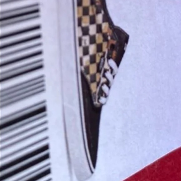 🏈🏈VANS  Desert camouflage NWT Size 5.5 - Picture 2 of 2